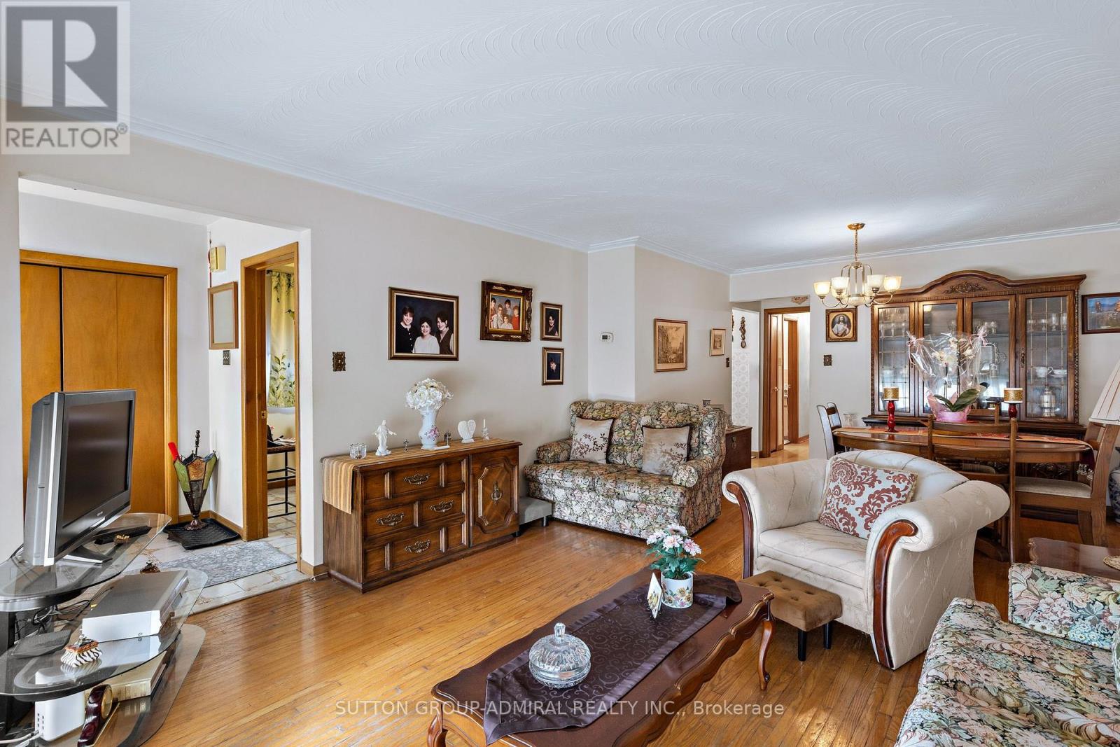 201 DERRYDOWN ROAD, Toronto (York University Heights) — photo 6