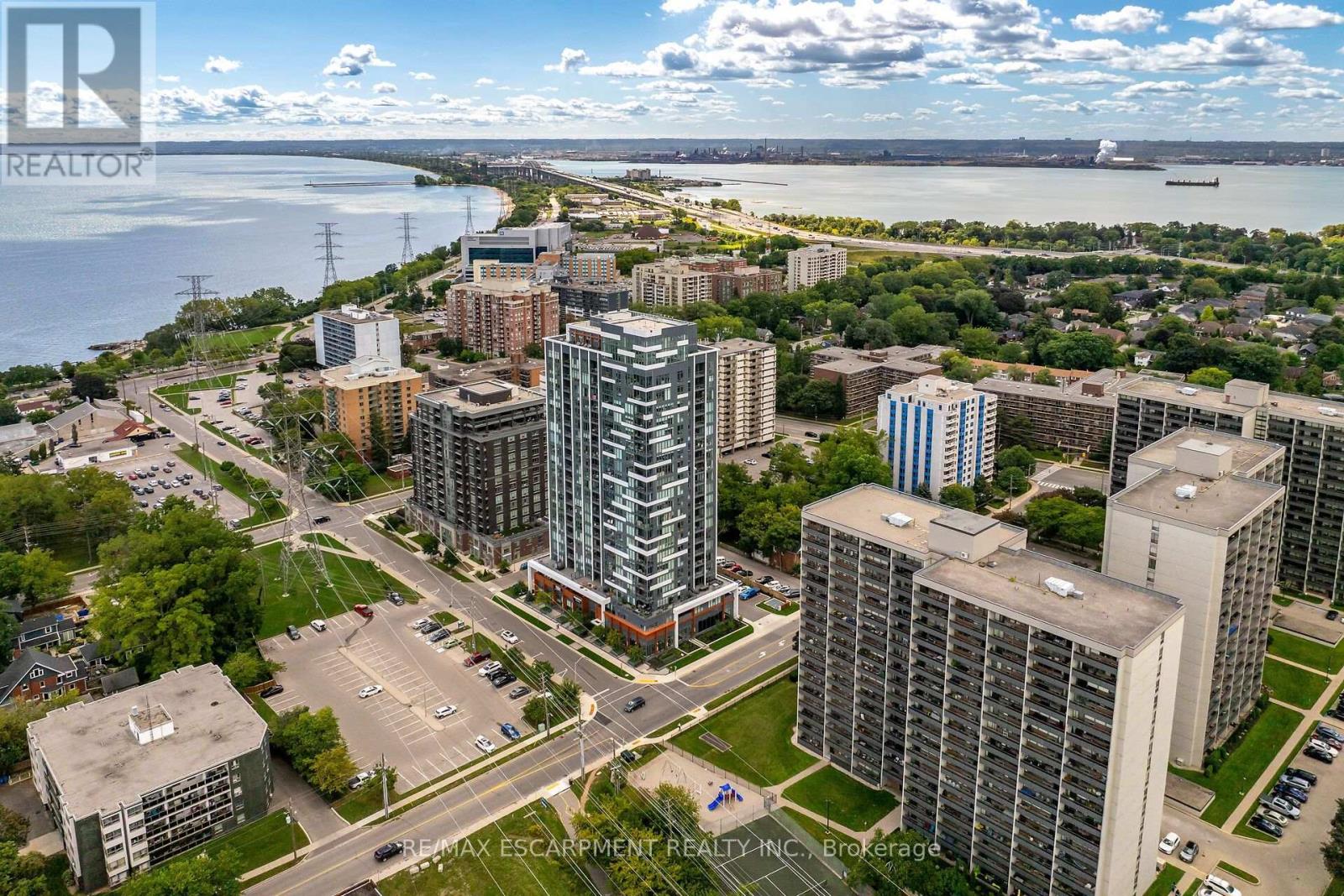 2105 - 500 BROCK AVENUE, Burlington (Brant)
