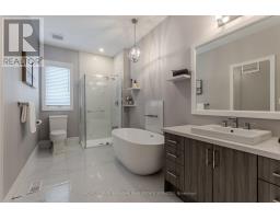72 Pond View Gate, Hamilton, ON L8B2A1 Photo 25
