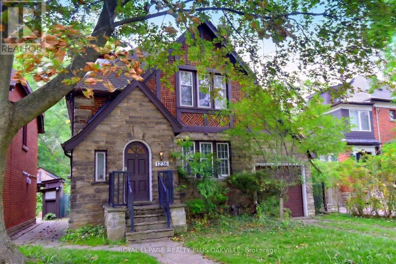 1236 KING STREET W, Hamilton (Westdale)