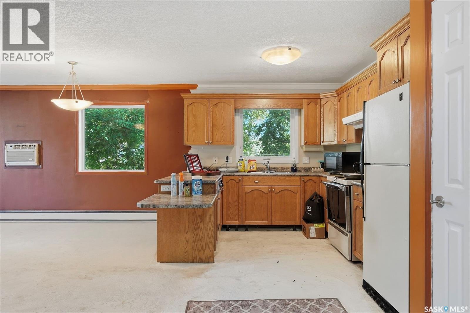 203 304 3rd AVENUE E, Watrous — photo 6