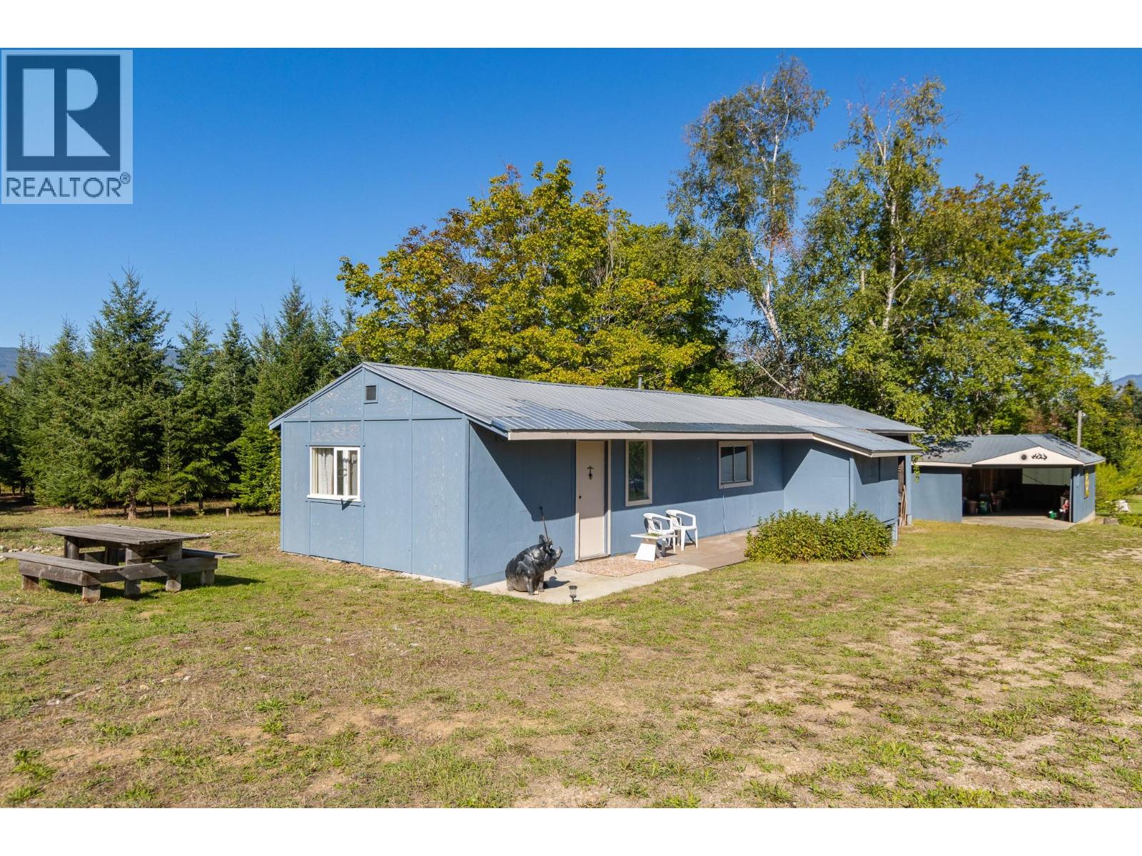 1370 20 Avenue SE - Image 38