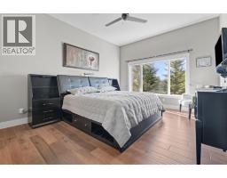 Bedroom - 53 Crystal Green Drive, Okotoks, AB T1S2N7 Photo 12