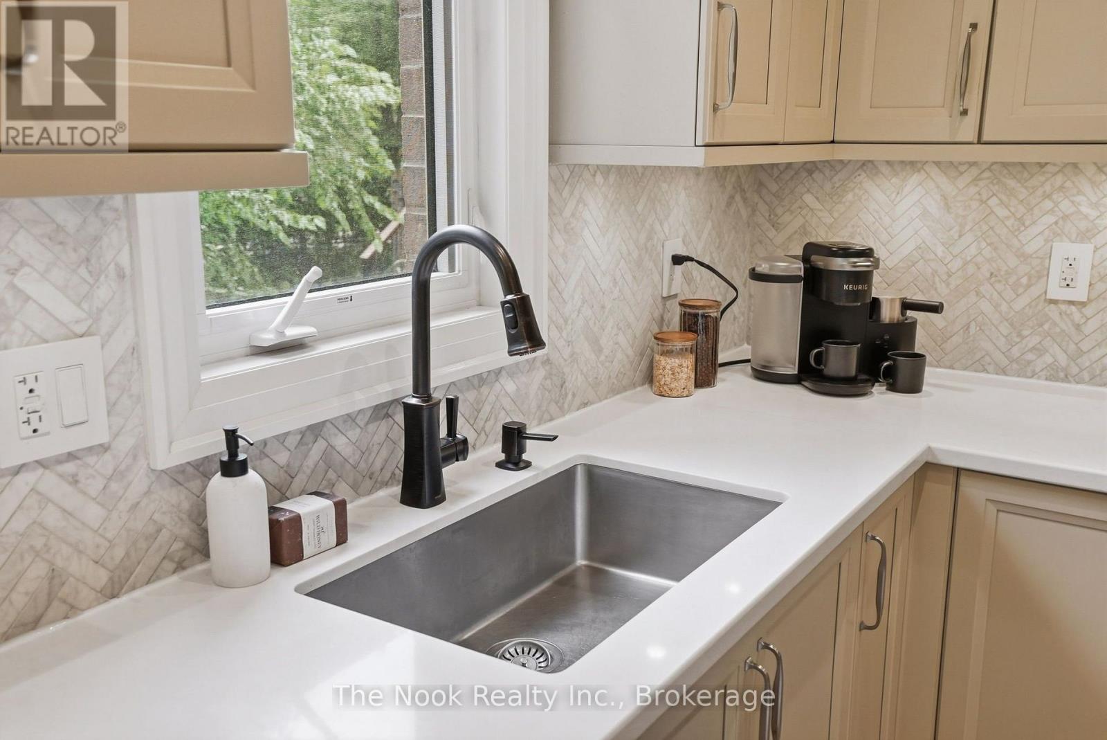 34 MAHAFFY PLACE, Clarington (Courtice) — photo 10