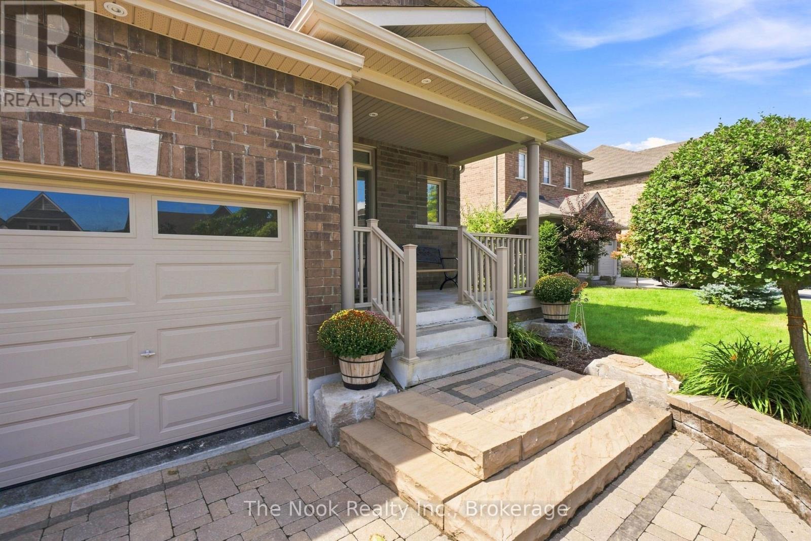 34 MAHAFFY PLACE, Clarington (Courtice) — photo 2