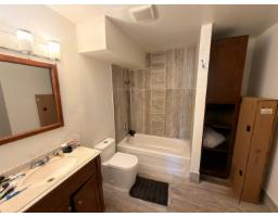 229 32850 George Ferguson Way, Abbotsford, BC V2S7K1 Photo 7