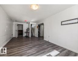 329 Warwick Rd Nw, Edmonton, AB T5X4R1 Photo 23