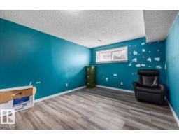 329 Warwick Rd Nw, Edmonton, AB T5X4R1 Photo 26