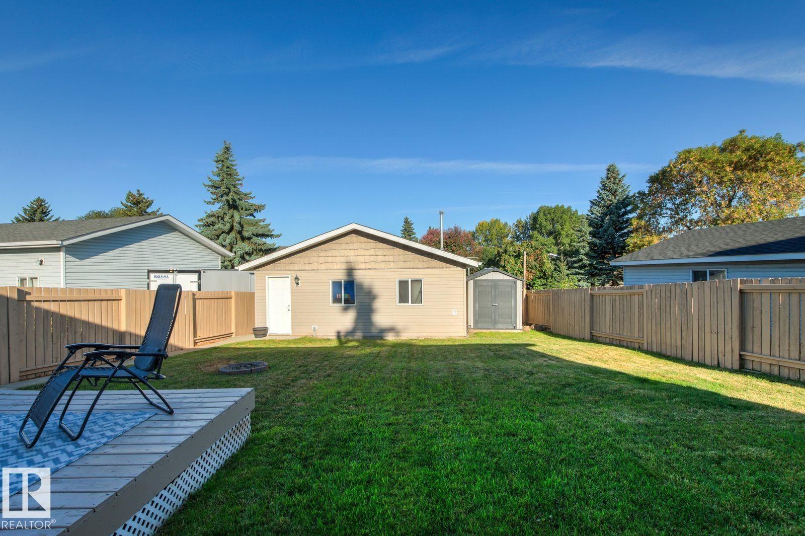 5208 10 AV NW - 55