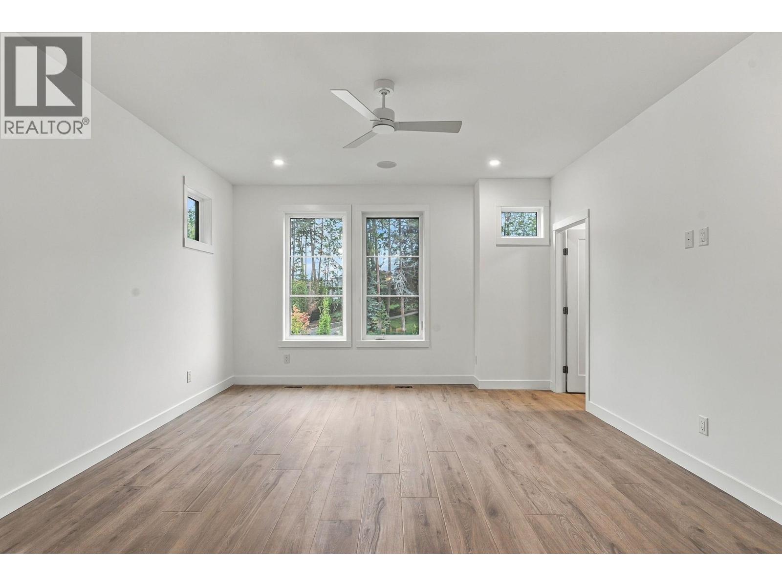 487 Clifton Road N - Image 27