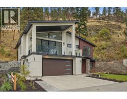  487 Clifton Road North, Kelowna