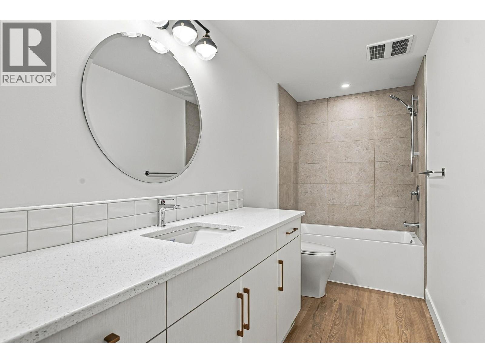 487 Clifton Road N - Image 49