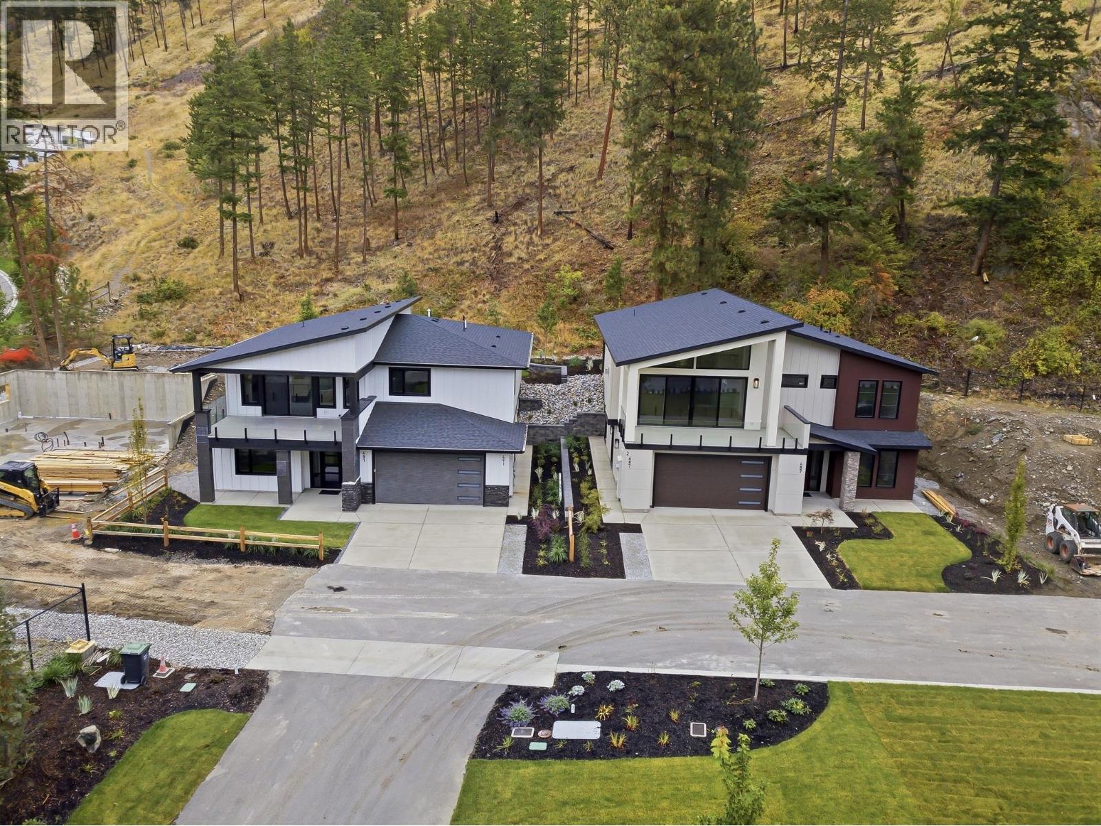 487 Clifton Road N - Image 57