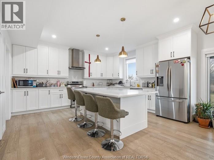 37 KINGSBRIDGE DRIVE - 10