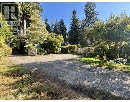 3199 Beach Avenue, Roberts Creek, BC V0N2W0 Photo 37