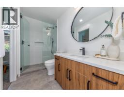 2053 Garibaldi Way, Whistler, BC V8E0A6 Photo 8