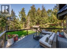 2053 Garibaldi Way, Whistler, BC V8E0A6 Photo 9