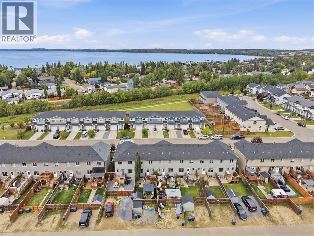 Listing photo – 14 Hawthorn Place, Sylvan Lake
