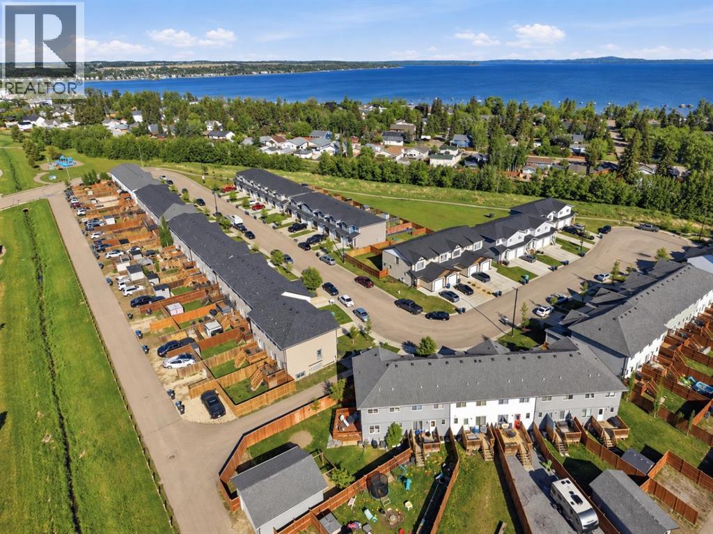 Listing photo – 14 Hawthorn Place, Sylvan Lake