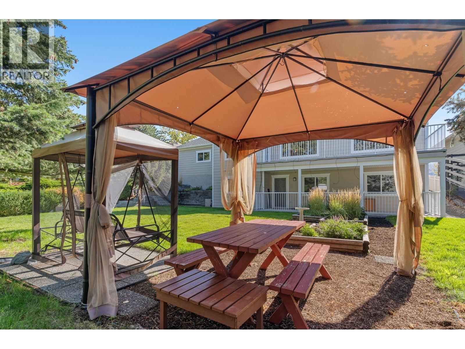 416 Quilchena Drive - 58
