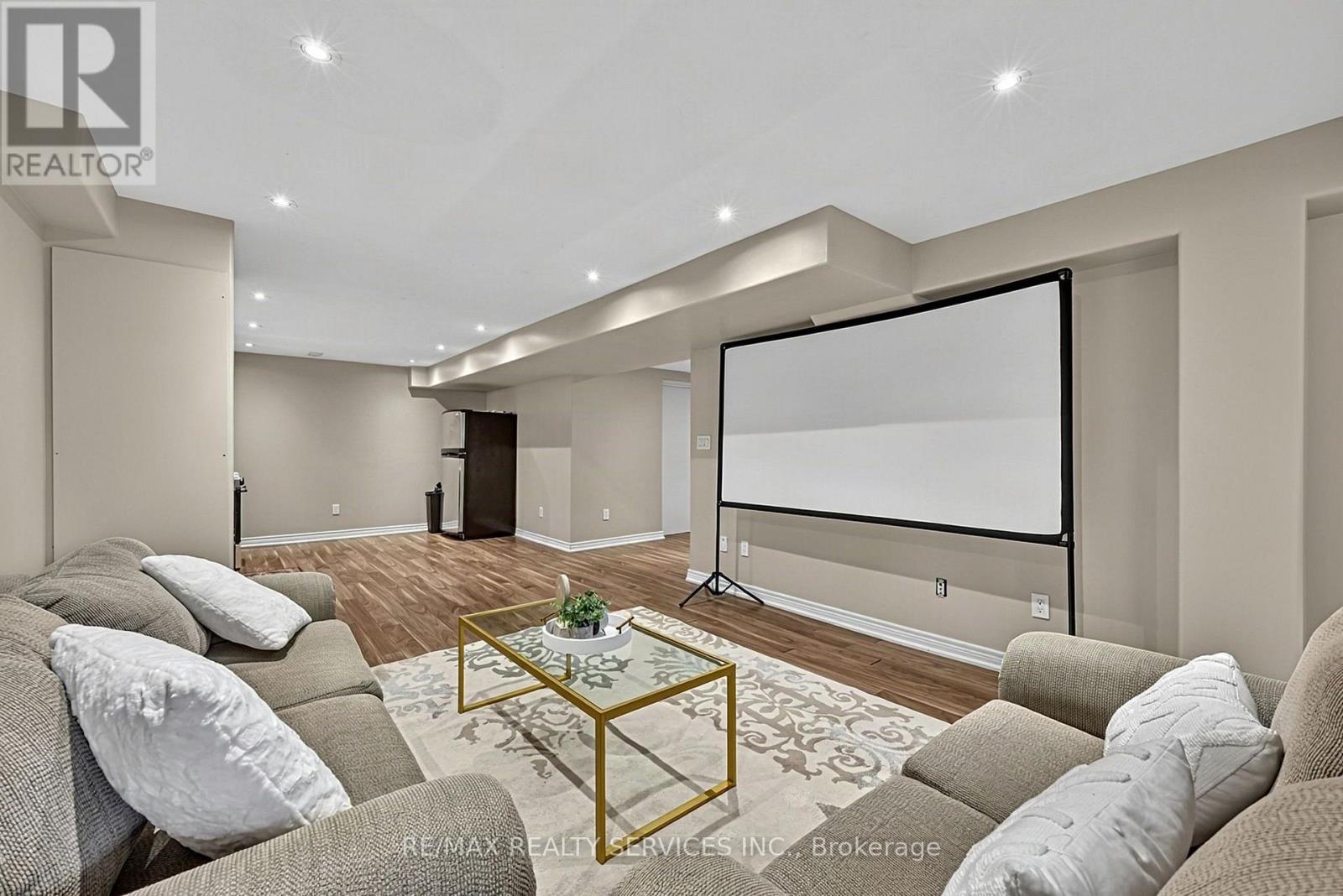 50 NORTH RIVERDALE DRIVE - Image 28