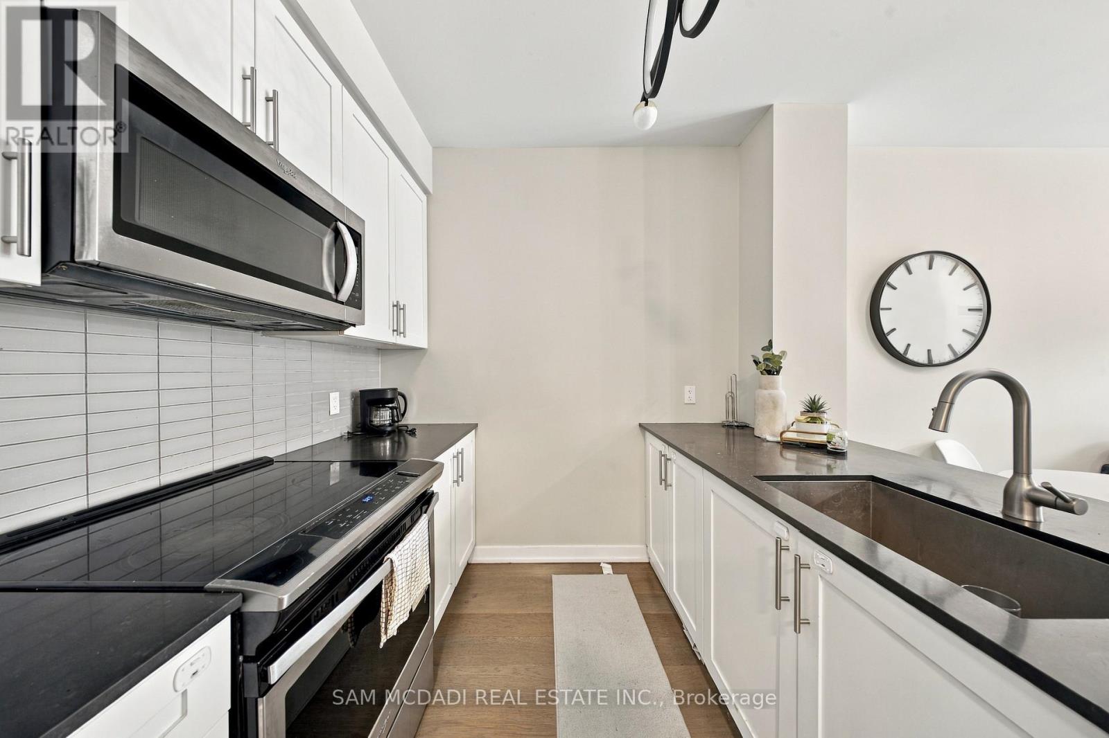 TH6 - 4055 PARKSIDE VILLAGE DRIVE, Mississauga (Creditview) — photo 6