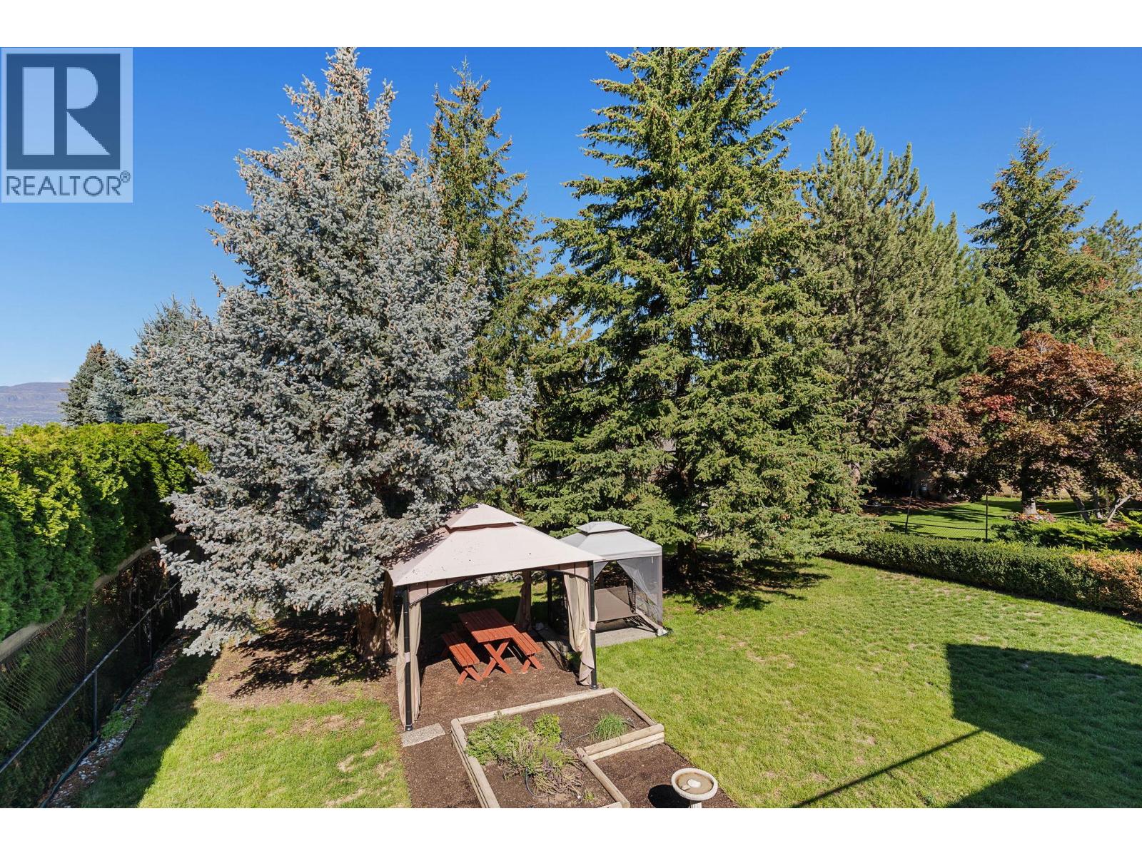 416 Quilchena Drive - 21