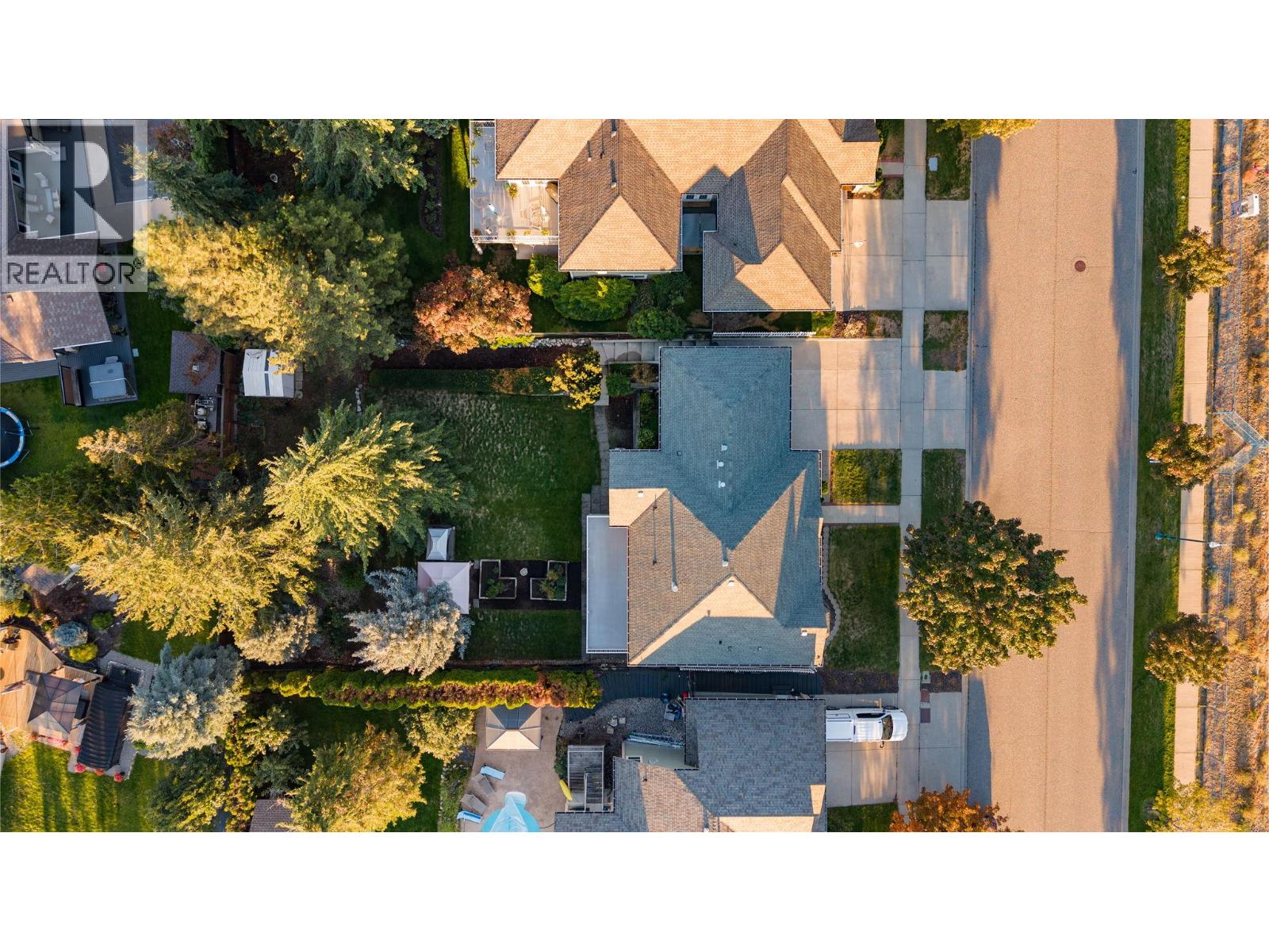 416 Quilchena Drive - Image 69