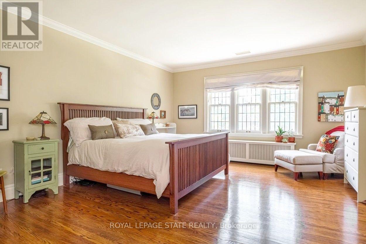 2 OAK KNOLL DRIVE - 29