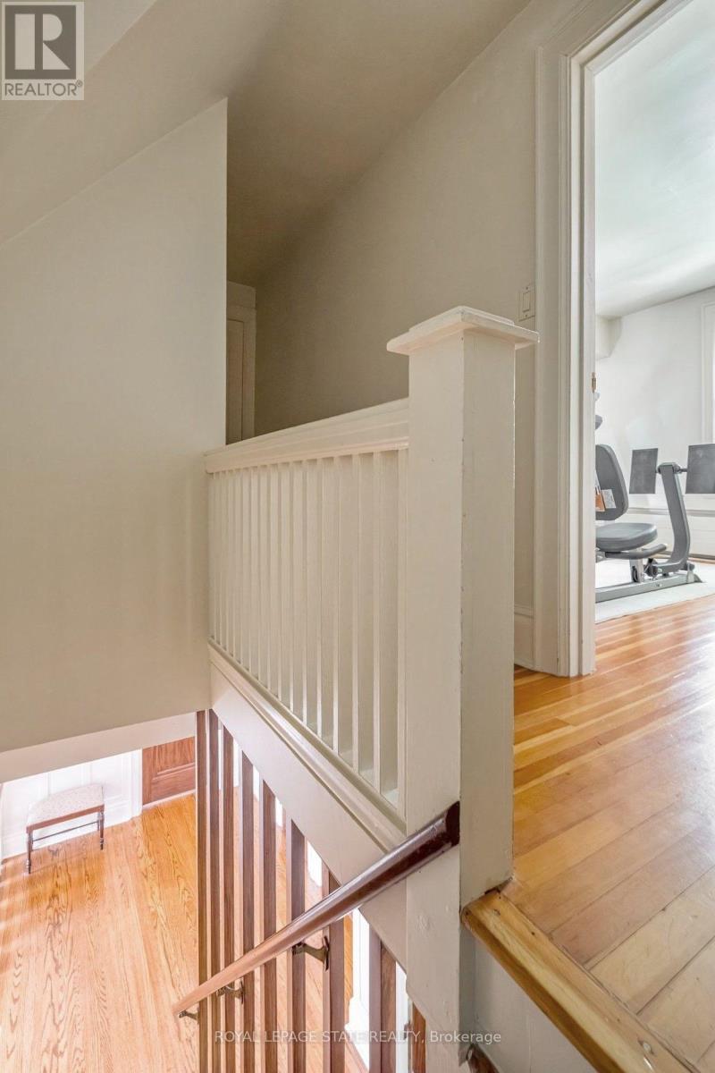 2 OAK KNOLL DRIVE - 41
