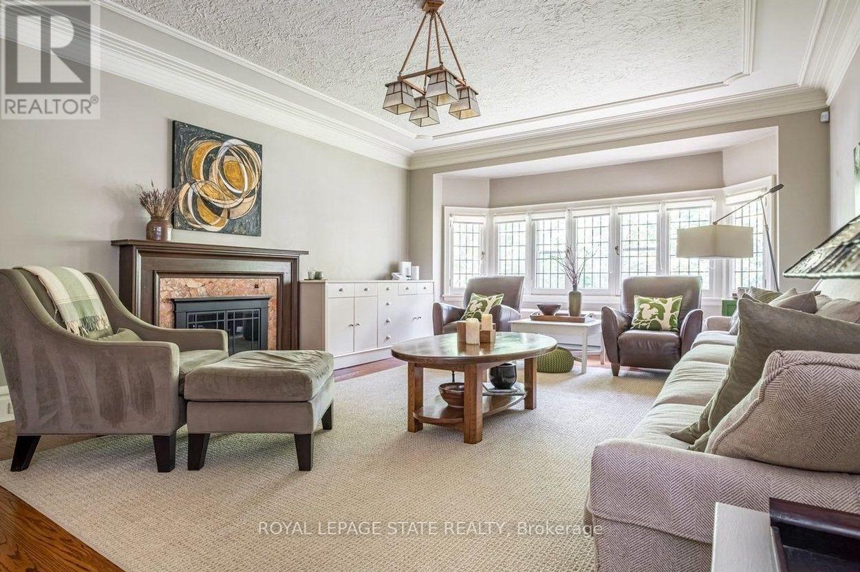 2 OAK KNOLL DRIVE - 9