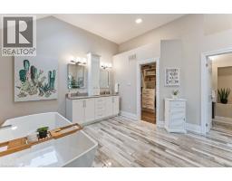 2331 Marine Drive, Oakville, ON L6L1C2 Photo 25