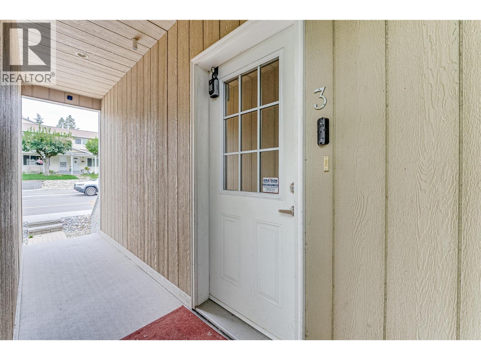 #3 3804 32 Avenue - Image 4
