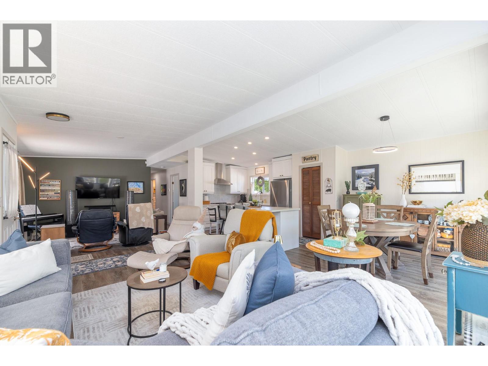 3105 South Main Street Unit# 323, Penticton
