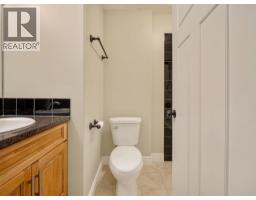 885 Mount Sundance Manor W, Lethbridge, AB T1J1X7 Photo 27
