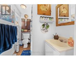 834 Hybla Road, Hastings Highlands, ON K0L1C0 Photo 14