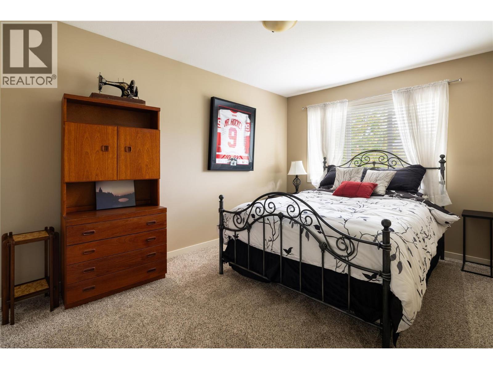 #39 100 Palmer Road - 32