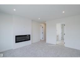 1429 Osprey Co Nw, Edmonton, AB T5S0H3 Photo 36