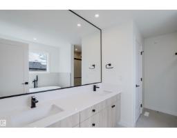 1429 Osprey Co Nw, Edmonton, AB T5S0H3 Photo 37