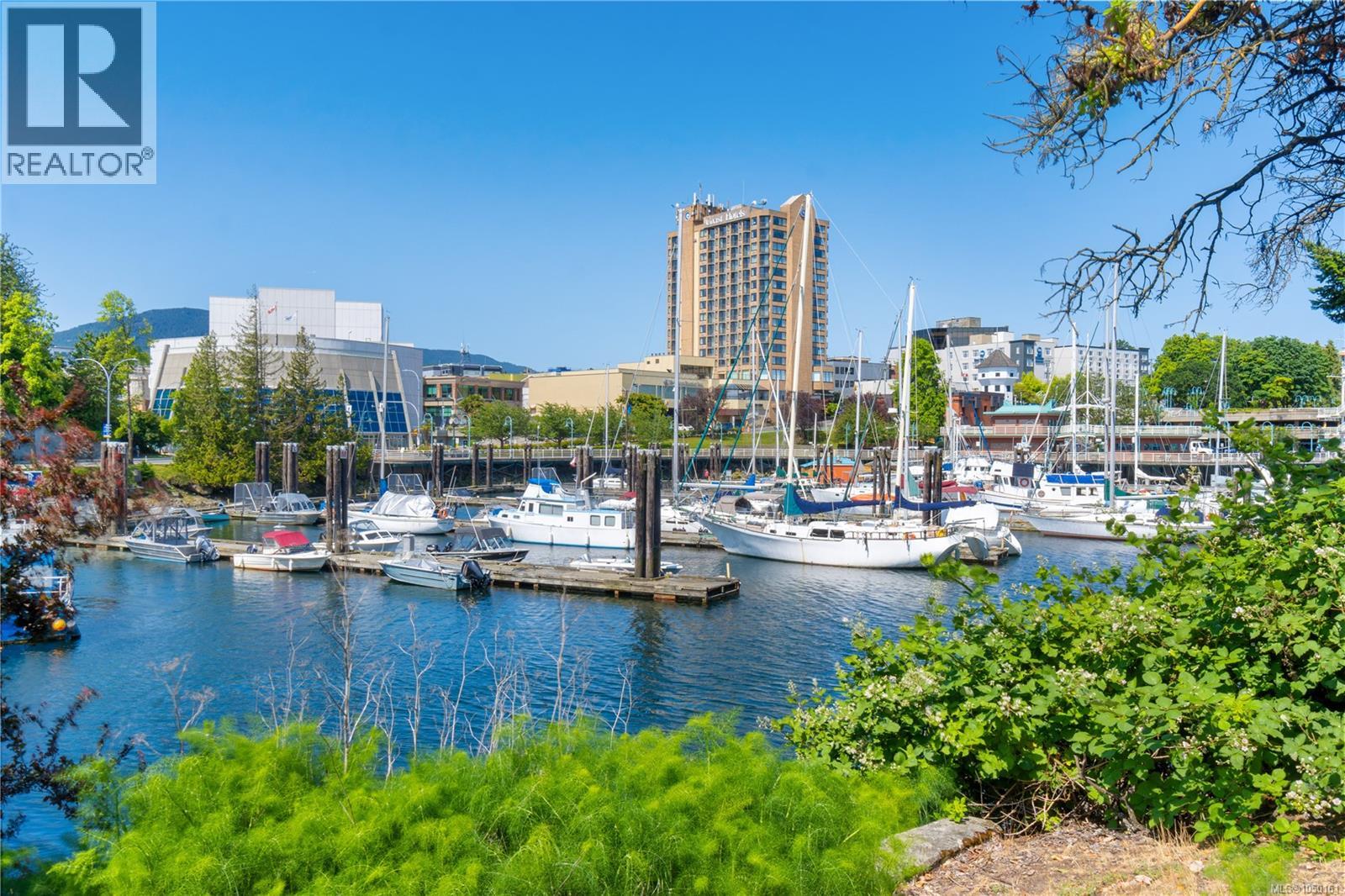 #402 158 Promenade Dr - 2