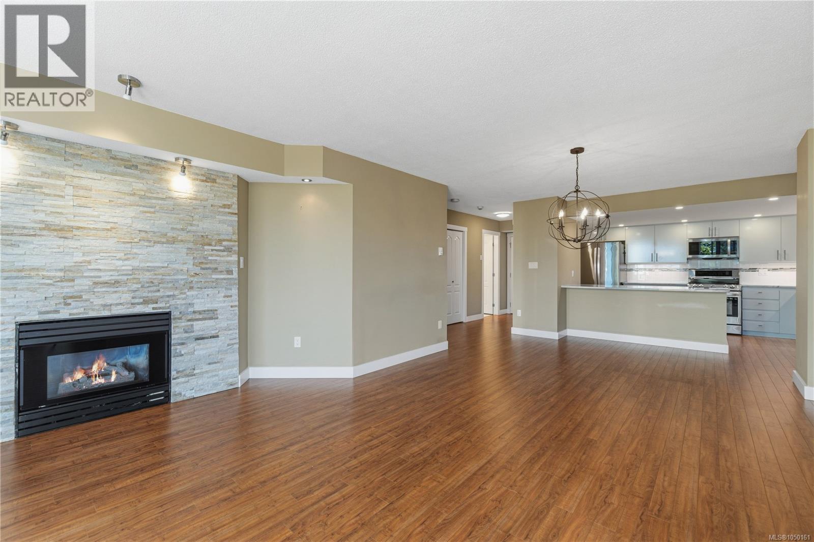 #402 158 Promenade Dr - 4