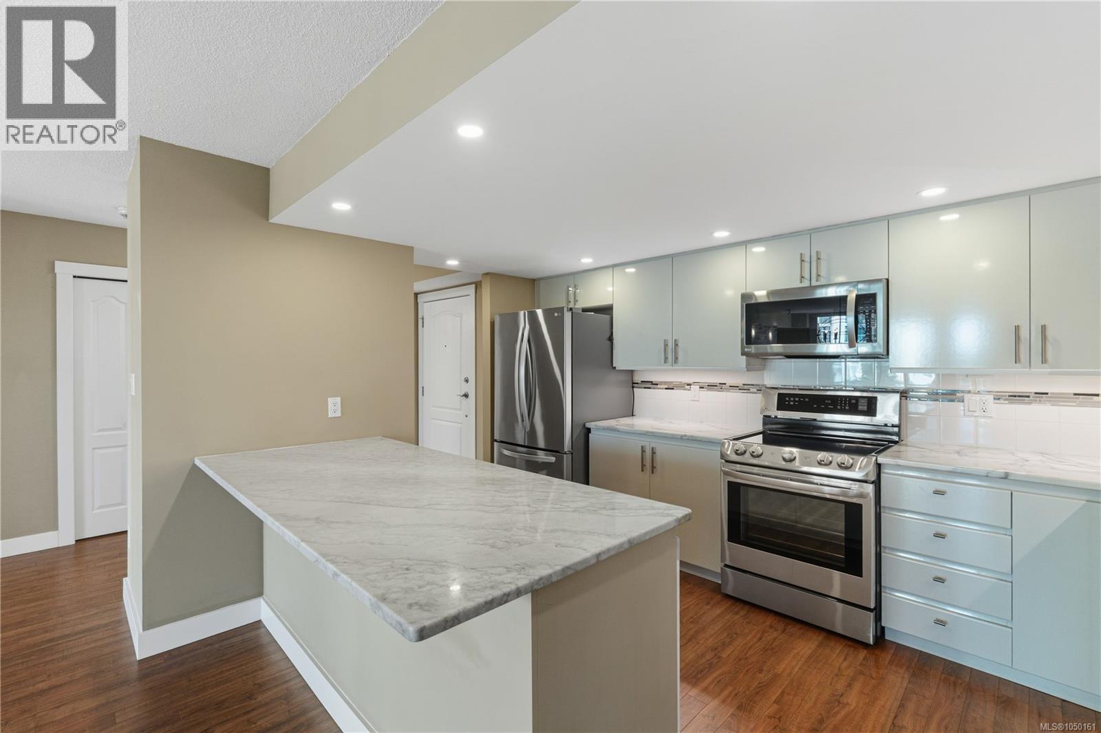 #402 158 Promenade Dr - Image 45