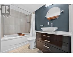 302 - 545 St. Laurent Boulevard, Ottawa, ON K1K4H9 Photo 23