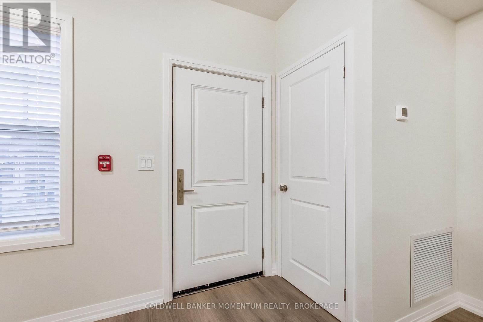 101 - 120 GARRISON VILLAGE DRIVE, Niagara-on-the-Lake (Town) — photo 5