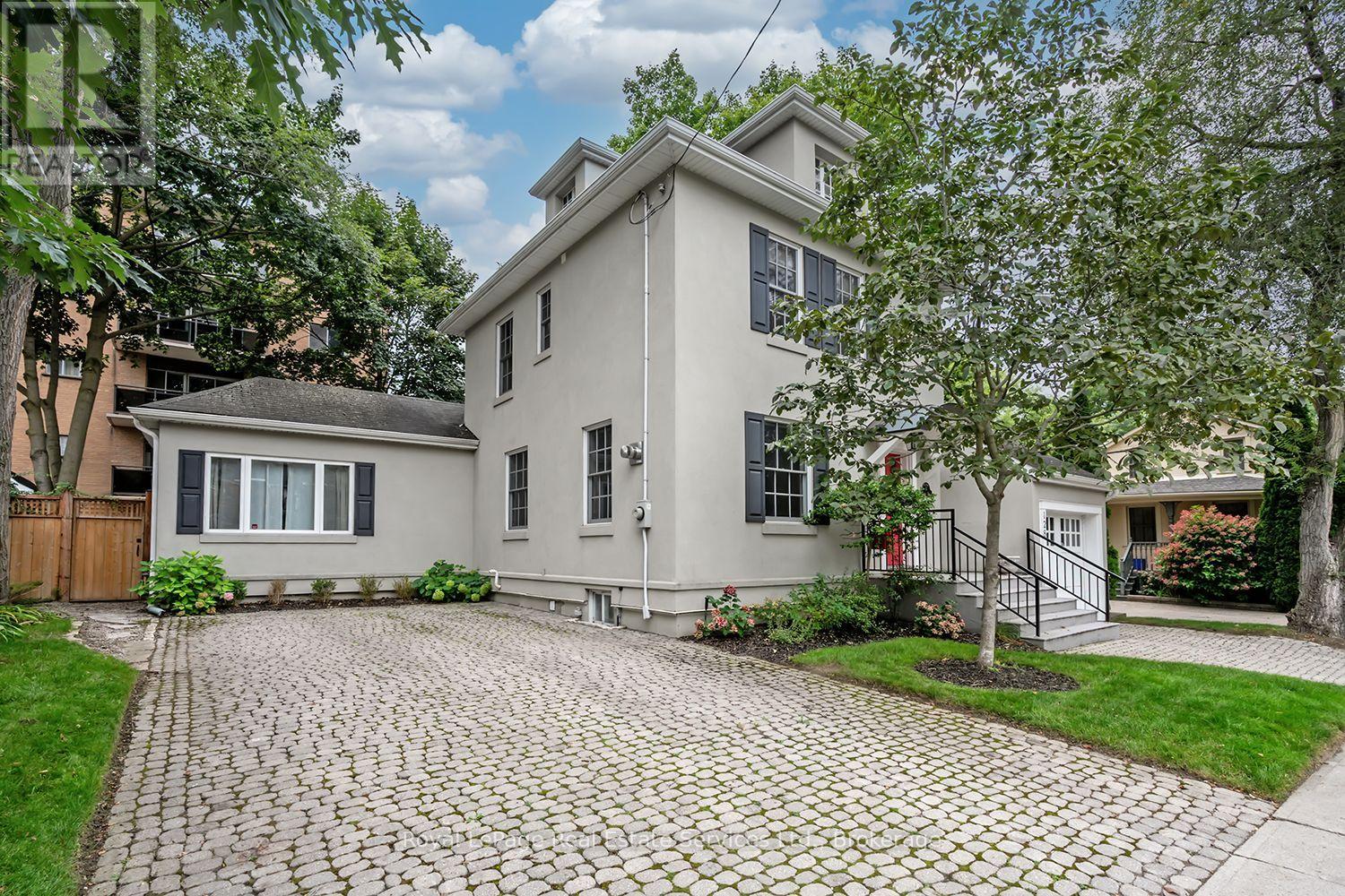 128 CHISHOLM STREET, Oakville (CO Central) — photo 2