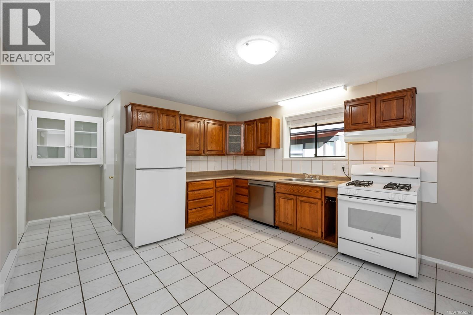 124 St. Andrews St - Image 17