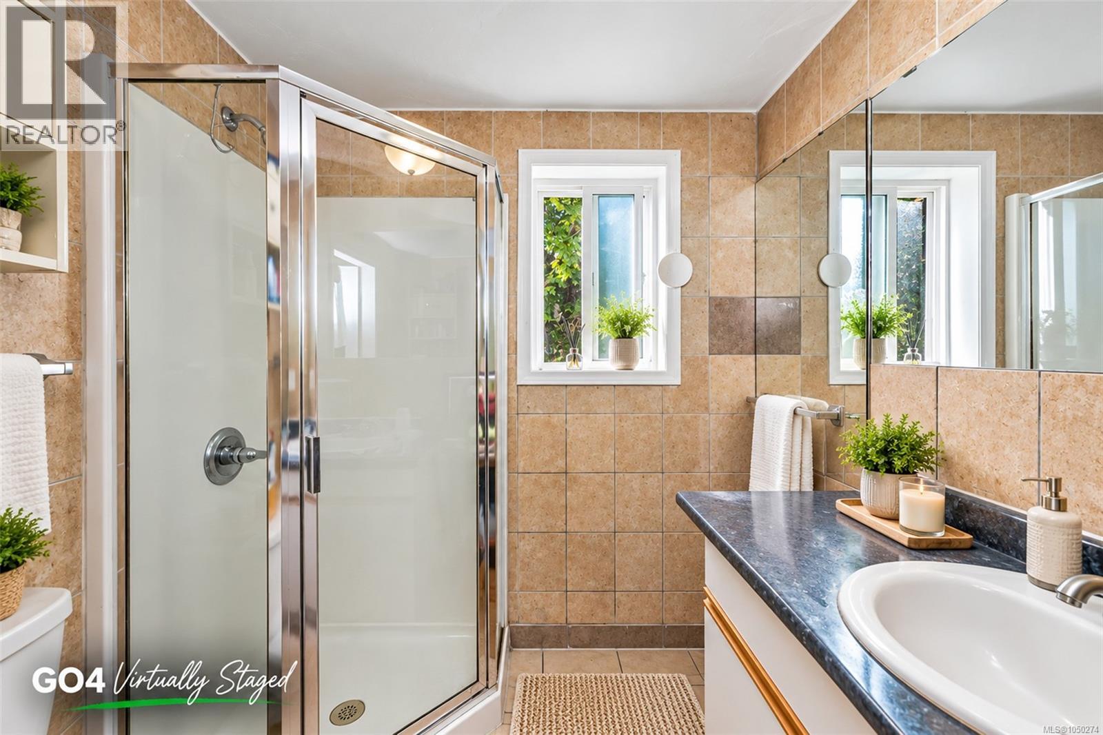 124 St. Andrews St - 58