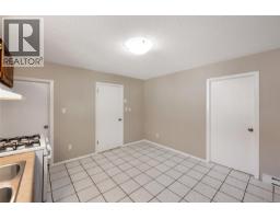 Porch - 124 St. Andrews St, Victoria, BC V8V2M7 Photo 19
