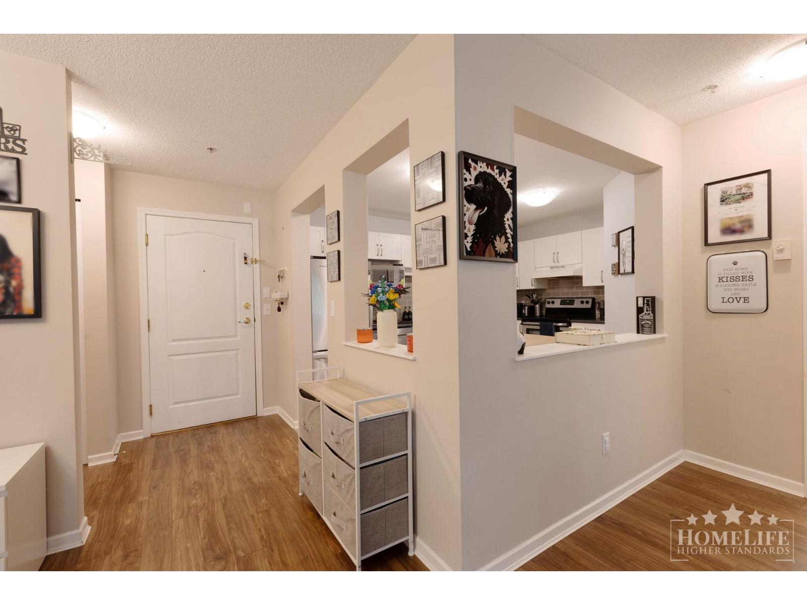 #121 20894 57 Avenue, Langley, British Columbia, V3A8M7, Langley, British Columbia — photo 4 of 5