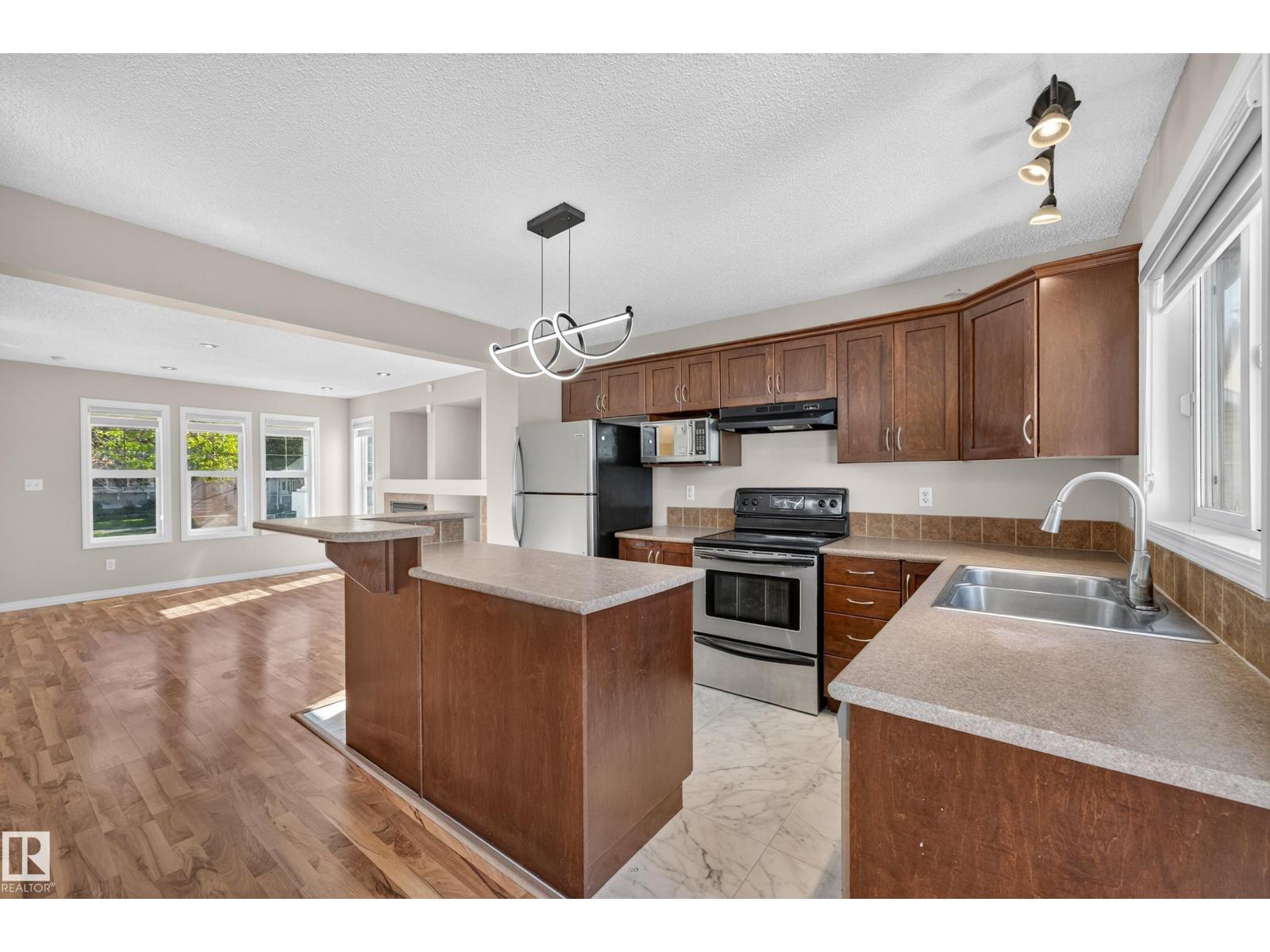 1530 76 ST SW - Image 10